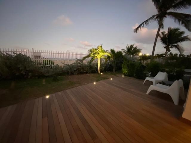 Princess Mahault - Beachfront - Orient Bay - Luxury Apartment Esterno foto